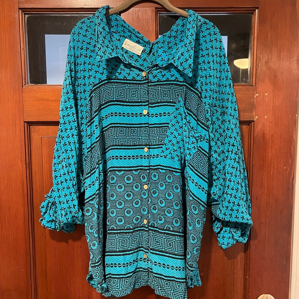 Kantha Bae Flowy button up top